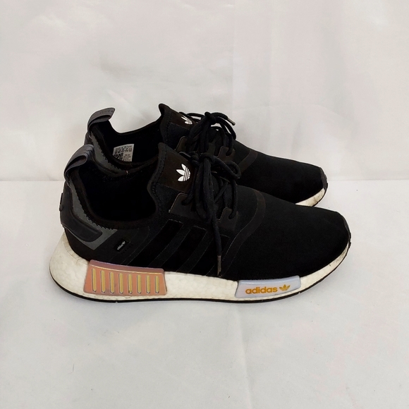 Adidas NMD R1 Parley Black Magic Mauve Shoes - Picture 2 of 12